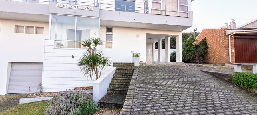5 Bedroom Property for Sale in Vermont Western Cape